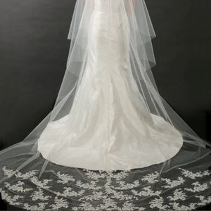 Regal Cathedral Wedding Veil with Exquisite Laces